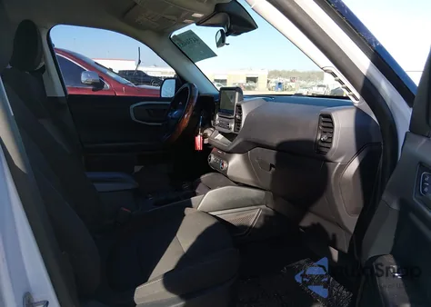 2021 Ford Bronco Sport z USA, uszkodzony, nr VIN 3FMCR9A63MRA30573